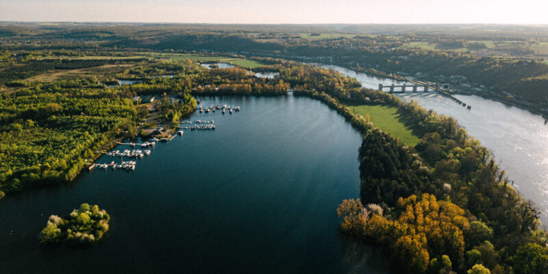 Vue aérienne de port Ilon